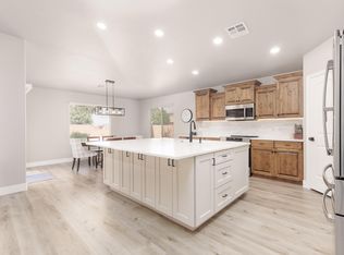 4064 S 20 E, Washington, UT 84780