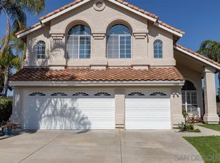 1088 Funquest Dr, Fallbrook, CA 92028