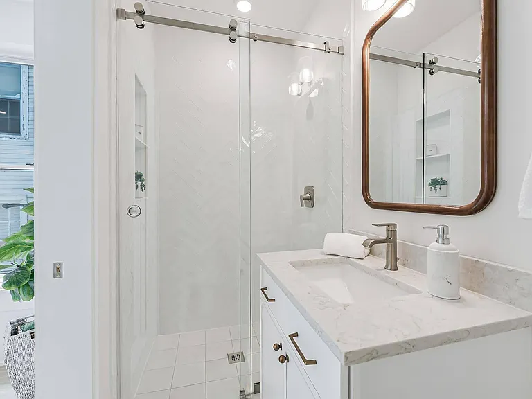 1262 Talbert St SE #1 — Photo 2
