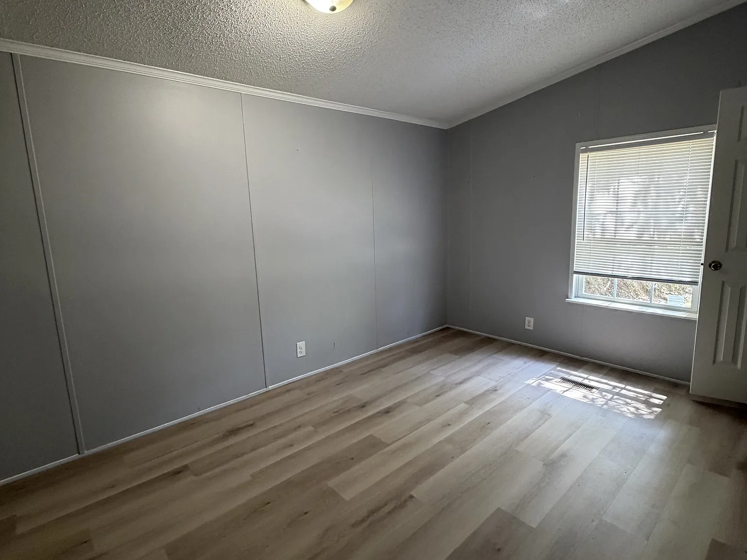 136 A Forest Valley Drive - 1 — Photo 2