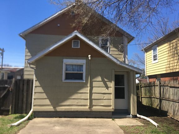 2nd image of 1218 Emerson Ave