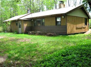 7658 Maple Dr, Florence, WI 54121