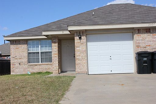 1st image of 2607 Lucille Dr #B