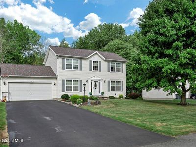 39 Michelle Drive, Clifton Park, NY, 12065