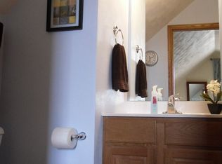 1236 Eds Pl, Machesney Park, IL 61115