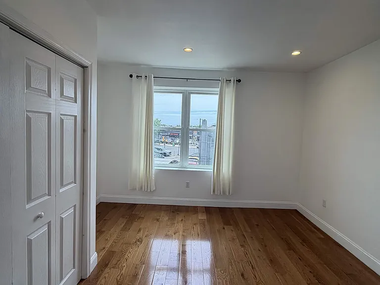 3463 Princeton Ave — Photo 9