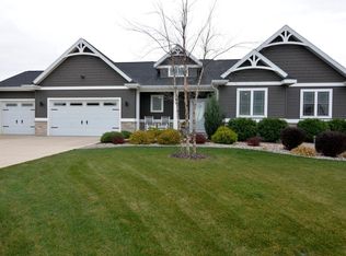 7514 Lily View Ln, Columbus, WI 53925