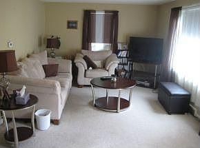 4th image of 5 Peninsula Dr