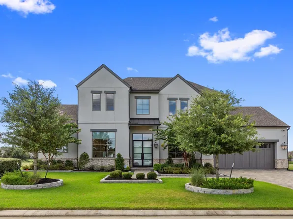6822 E Warwick Lake Ln, Spring, TX 77389