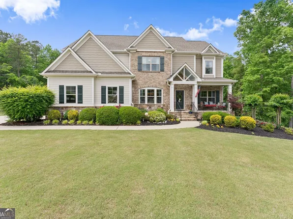 1247 Sterling Lake Dr, Jefferson, GA 30549
