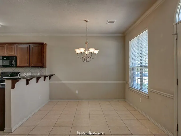 146 Forest Dr — Photo 4