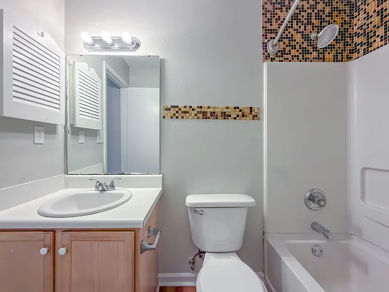 1367 Idlewild Dr — Photo 23