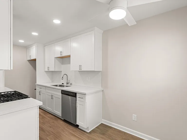 Vista Palms Apartment Homes- Yucaipa, CA — Photo 50