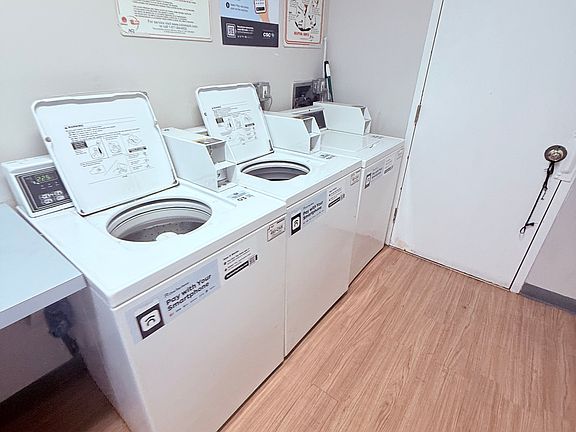 3rd image of 39 N 10th St APT 4B