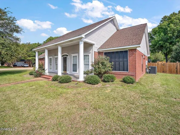 112 Cambridge Dr, Madison, MS 39110