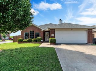 3401 Saint Vincent Rd, Fort Worth, TX 76123