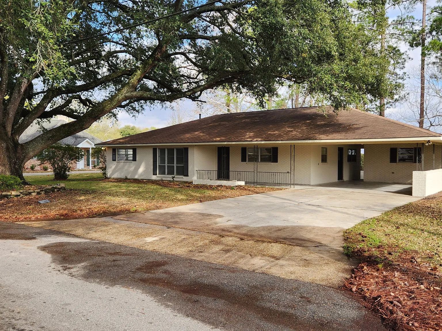 3 bed, 1675 sqft, $2,200 — Photo 4
