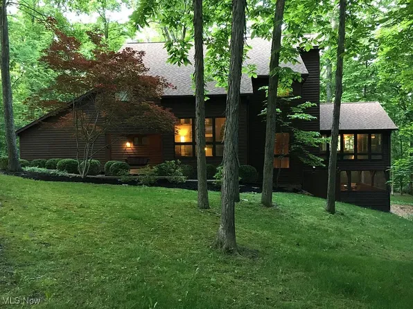170 Shagbark Ln, Zanesville, OH 43701