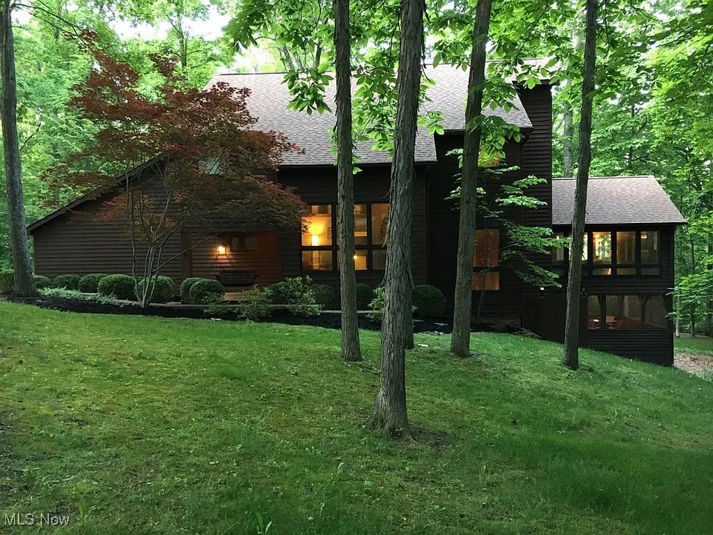 Real estate listing image