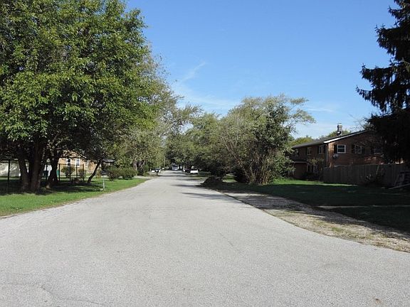 4th image of 5735 Van Buren St