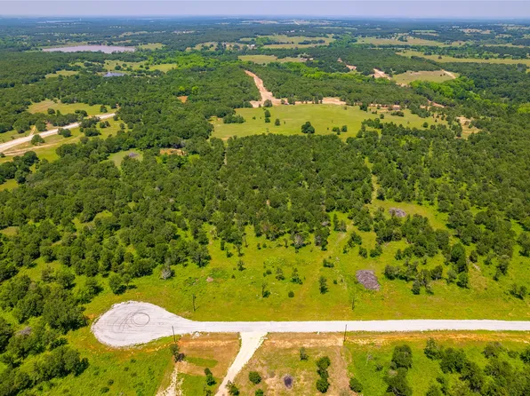 224 Doe Ln, Nocona, TX 76255