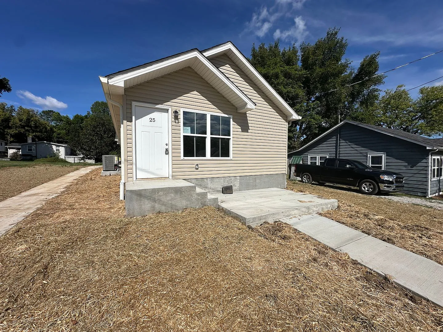 For Lease- 1 Year Old Built Located In The Heart Of Hartsville, Tn! — Photo 1