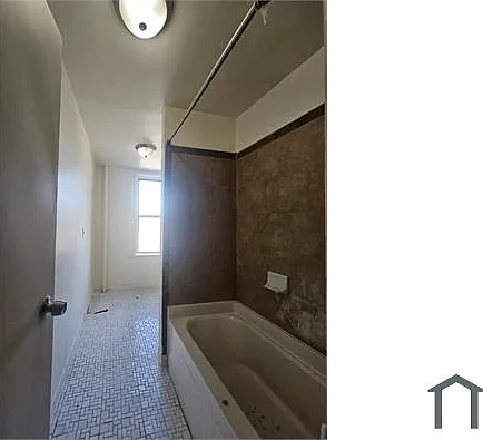 506 S Broadway #4C — Photo 5