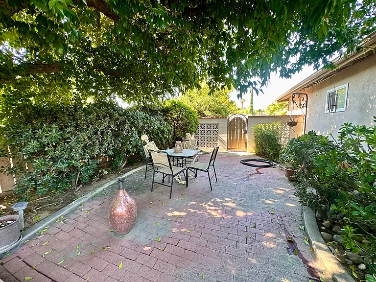 3131 Saratoga St — Photo 11