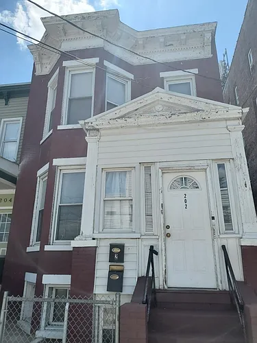 202 Delaware Ave #2 Photo 1 202 Delaware Ave #2 Photo 1