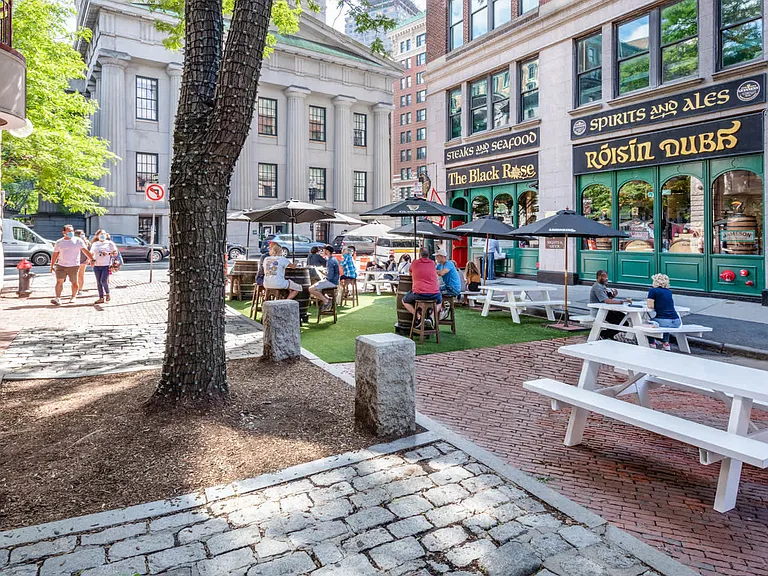 Less than a mile from the restaurants and storefronts surrounding Faneuil Hall.