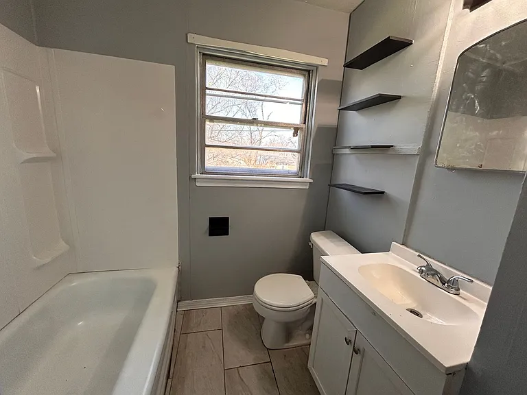 4269 S Cumberland St — Photo 7