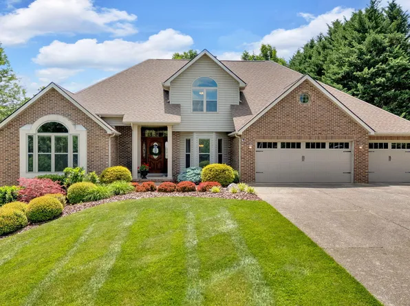 5 Carriage Ct, Johnson City, TN 37604