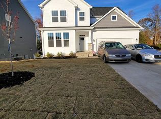 325 Foxbank Cir, Greer, SC 29651