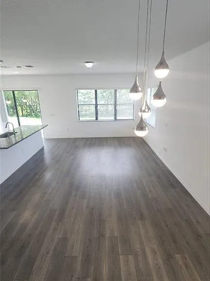 9015 Madrid Cir — Photo 8
