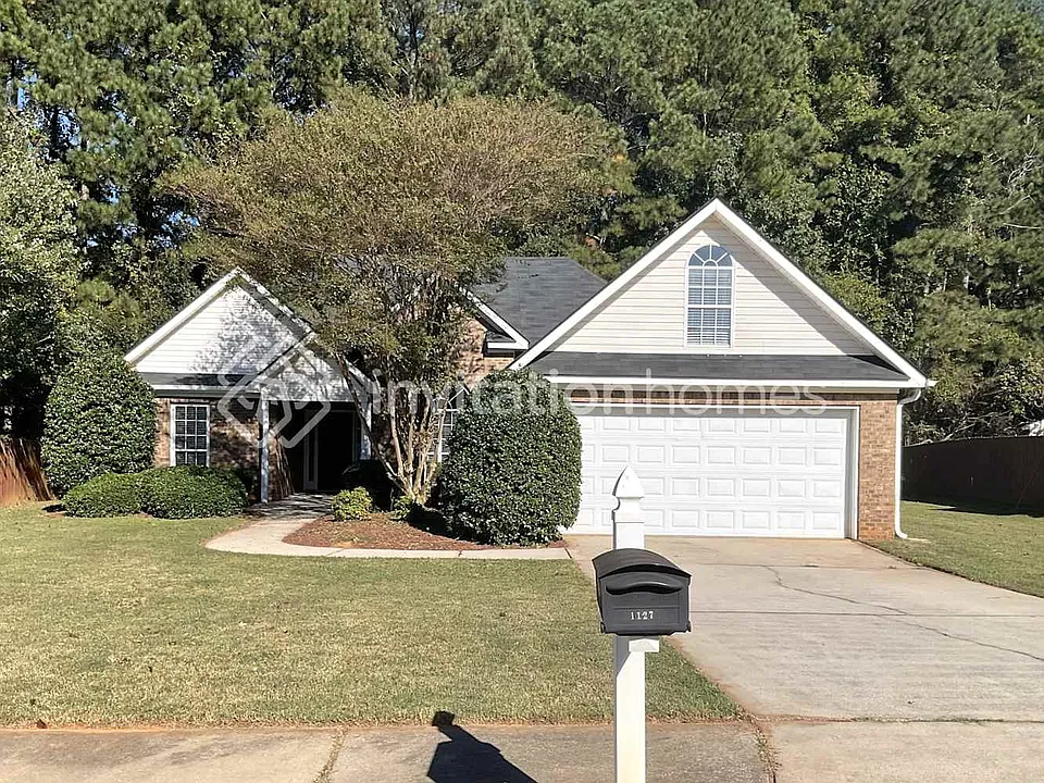 1127 Chateau Ter