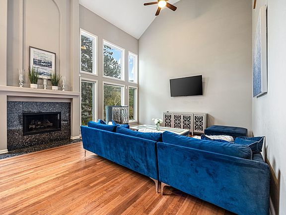 3rd image of 909 W Andover Ct