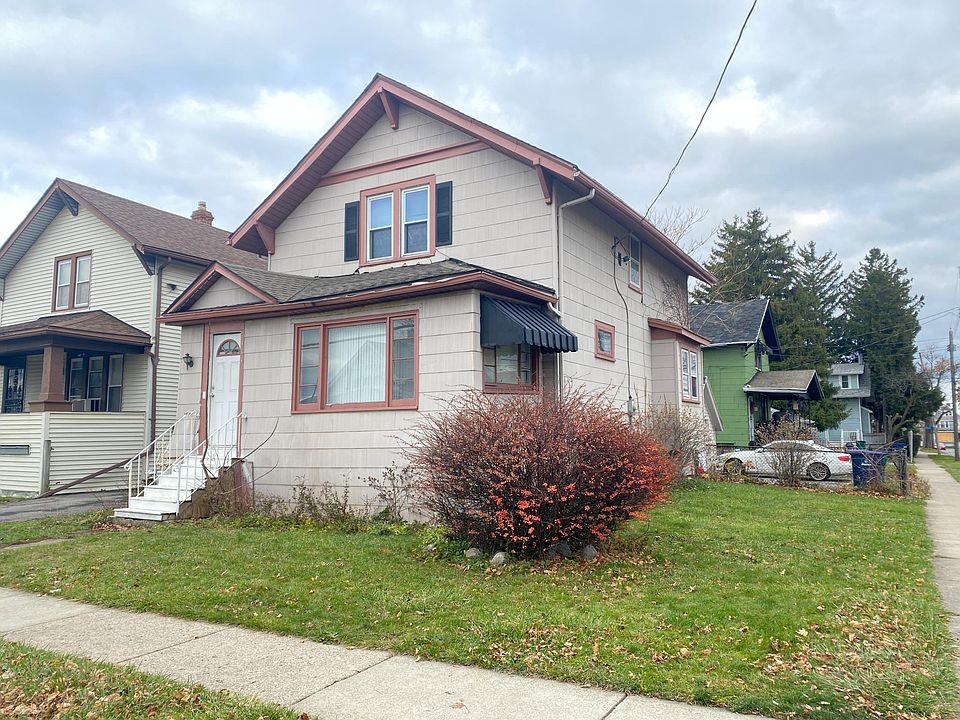 1st image of 333 Deerfield Ave