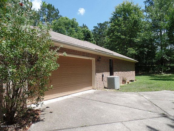 3rd image of 2813 Cranberry Cir