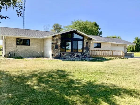 3100 E Deckerville Rd, Deckerville, MI 48427