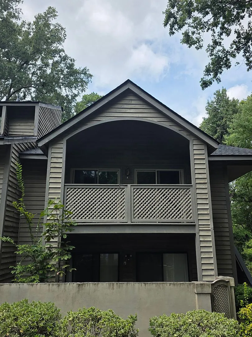 1008 Creekside Way — Photo 1