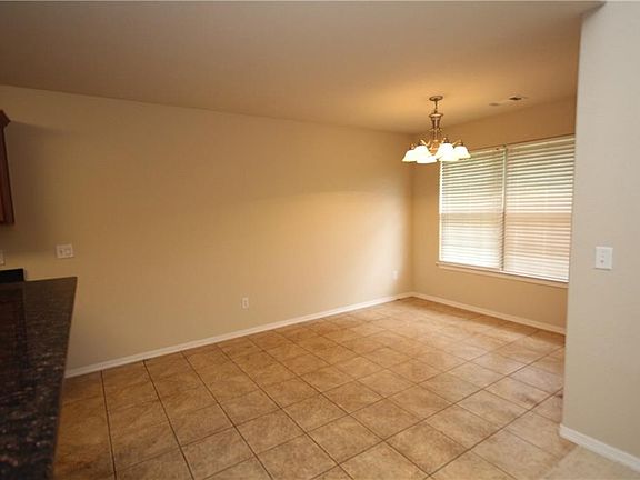 5th image of 277 Jack Perry Dr