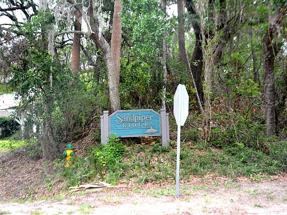 Sandpiper Ridge Entrance