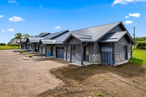 18 Maple Golf Cres Photo 1