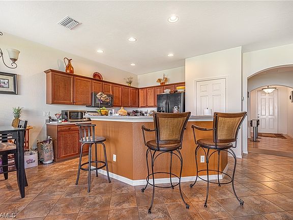 5th image of 8347 Silver Birch Way