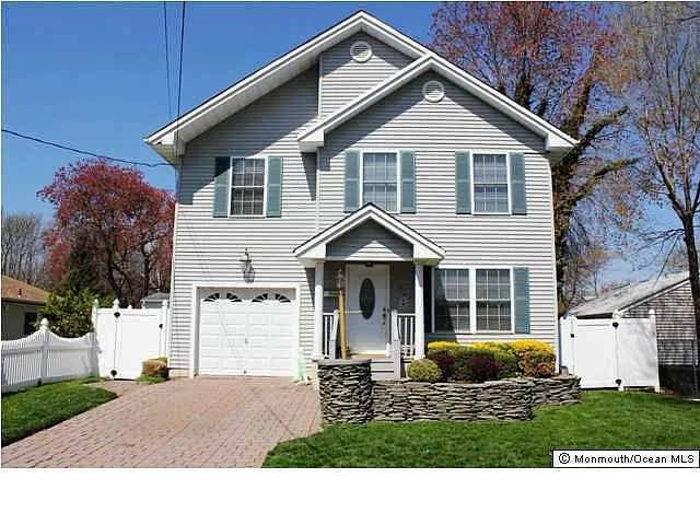 70 5th Street photo 1