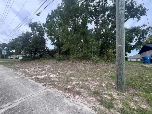 2469 Mariner Blvd #16, Spring Hill, FL 34609