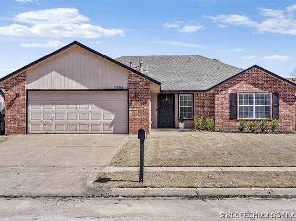 17763 S Tacoma Ave, Mounds, OK 74047