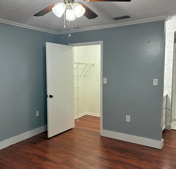 8021 SW 21st Ct #8021 — Photo 4