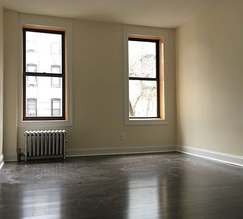 4th image of 176 Clarkson Ave APT 4I