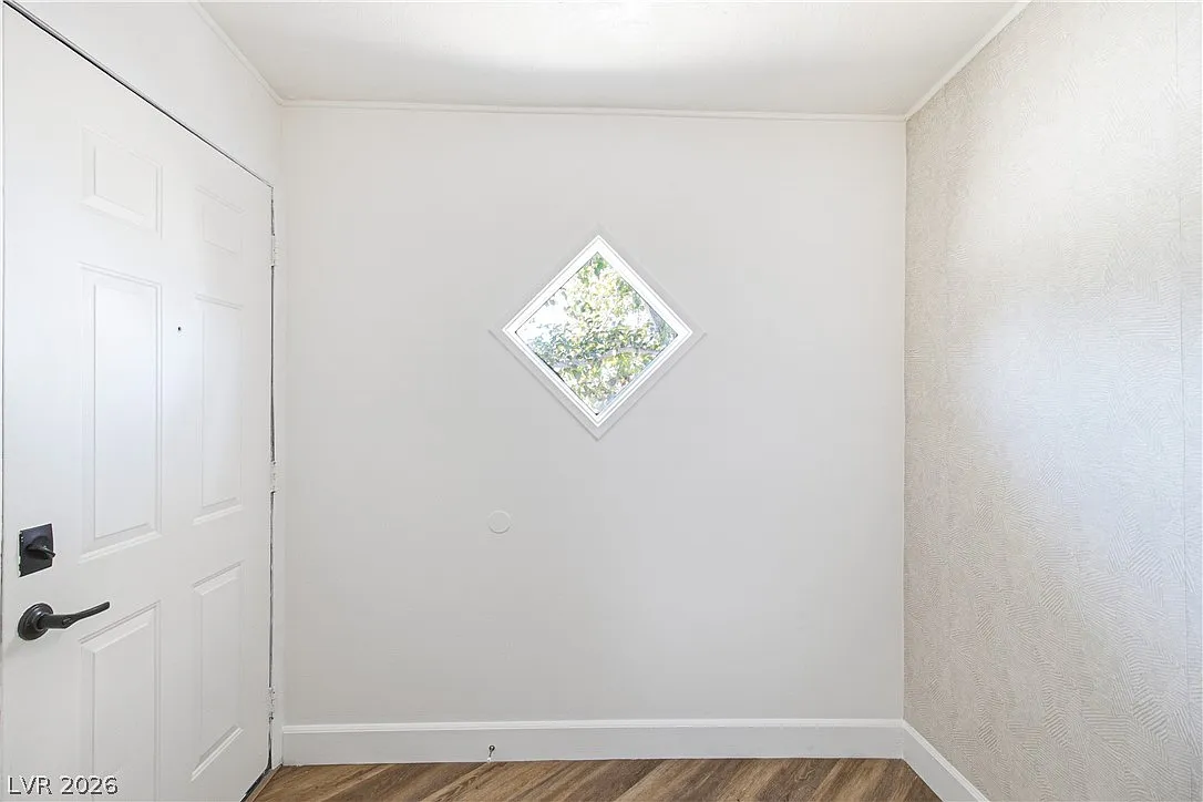 2 bed, 1.0 bath, 1080 sqft, $1,750 — Photo 4